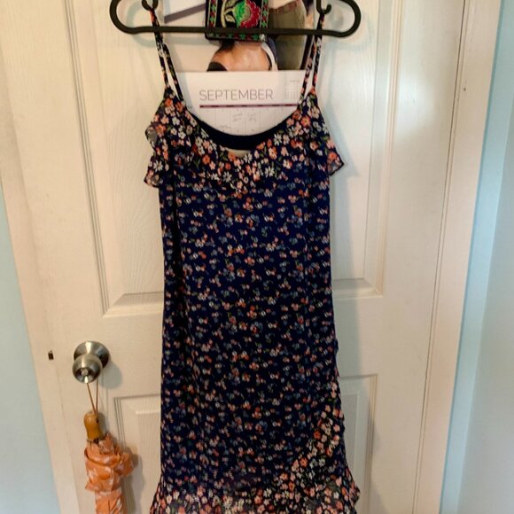 Micheal Kors Floral Dress - Picture 2 of 7